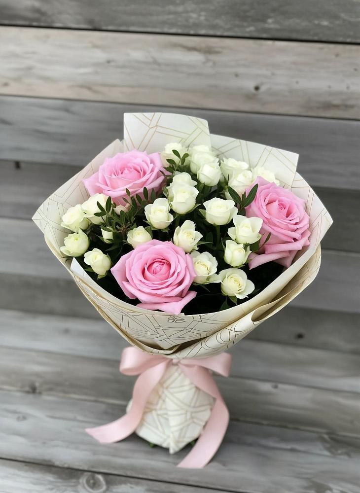 Букет цветов из: Розы в Пролетарский Московской области