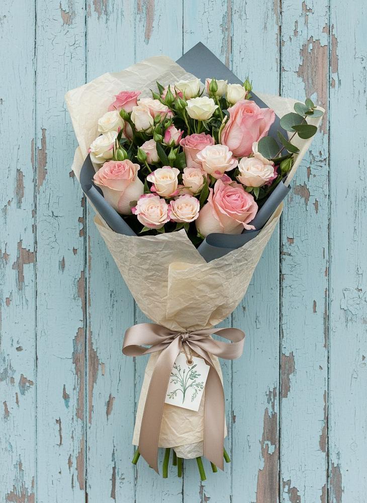 Букет цветов из: Розы в Пролетарский Московской области