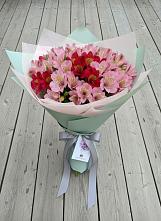 Букет цветов из:  Альстромерии в Пролетарский Московской области