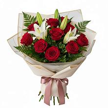 Букет цветов из:  Лилии и Розы в Пролетарский Московской области