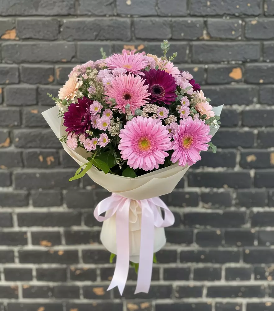 Букет цветов из: Герберы и Хризантемы в Пролетарский Московской области