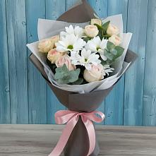 Букет цветов из:  Хризантемы и Розы в Пролетарский Московской области