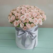 Цветочная композиция из Розы в шляпной коробке в Пролетарский Московской области