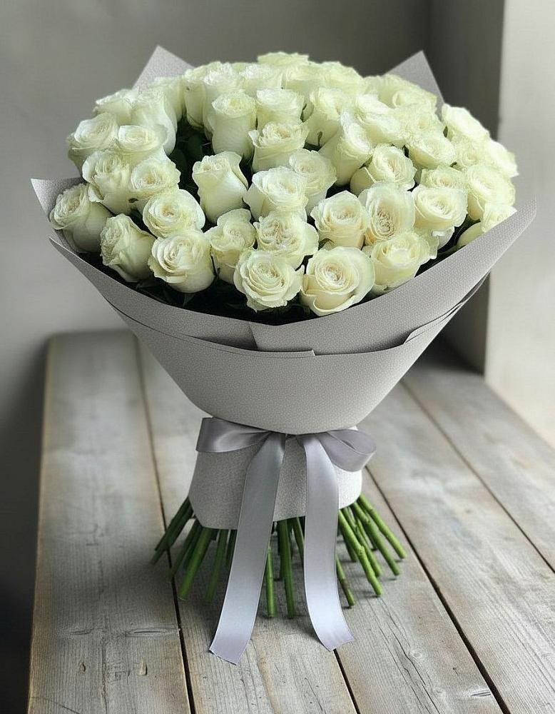 Букет 35 Белых роз в Пролетарский Московской области