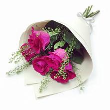 Букет цветов из:  Розы в Пролетарский Московской области