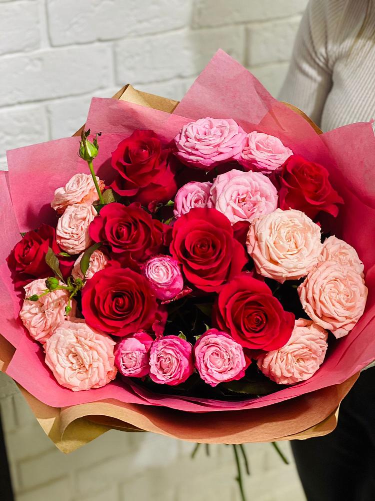 Букет цветов из: Розы в Пролетарский Московской области