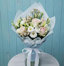 Букет цветов из:  Розы и Лизиантусы в Пролетарский Московской области
