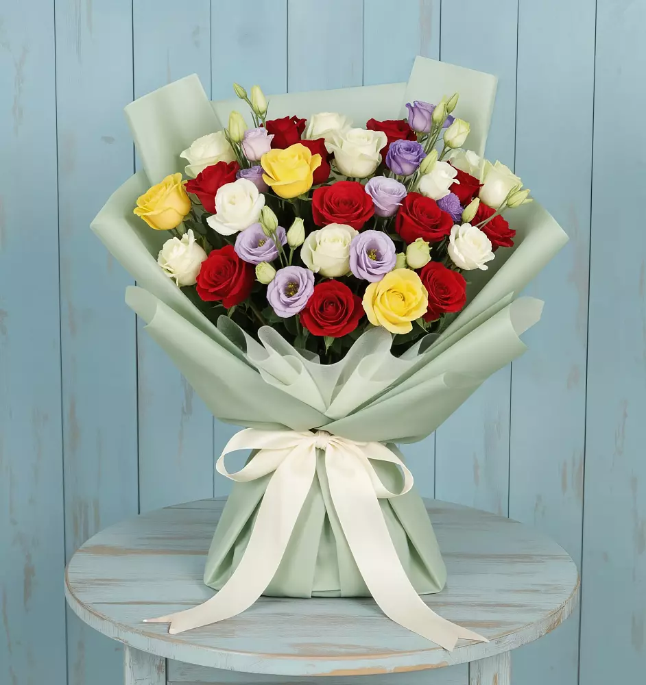 Букет цветов из: Розы в Пролетарский Московской области