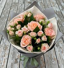 Букет цветов из:  Розы в Пролетарский Московской области