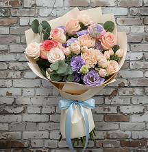 Букет цветов из:  Розы, Лизиантусы и Гвоздики в Пролетарский Московской области